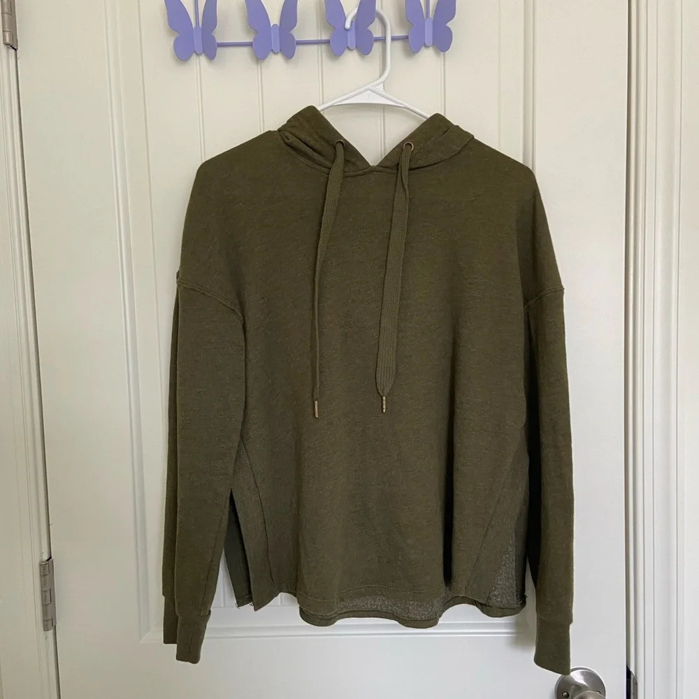 EUC | Stars Above women’s fleece lined hoodie — XS